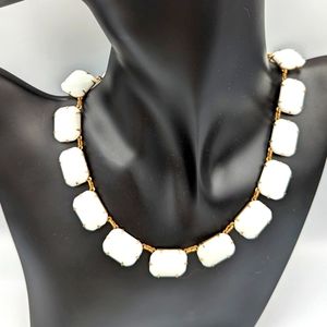 Beautiful Vintage/Antique White Milk Glass Cabochons Necklace Unsigned